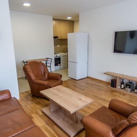 Sunny Hill Suite Ljubovic بودغوريتْسا المظهر الخارجي الصورة