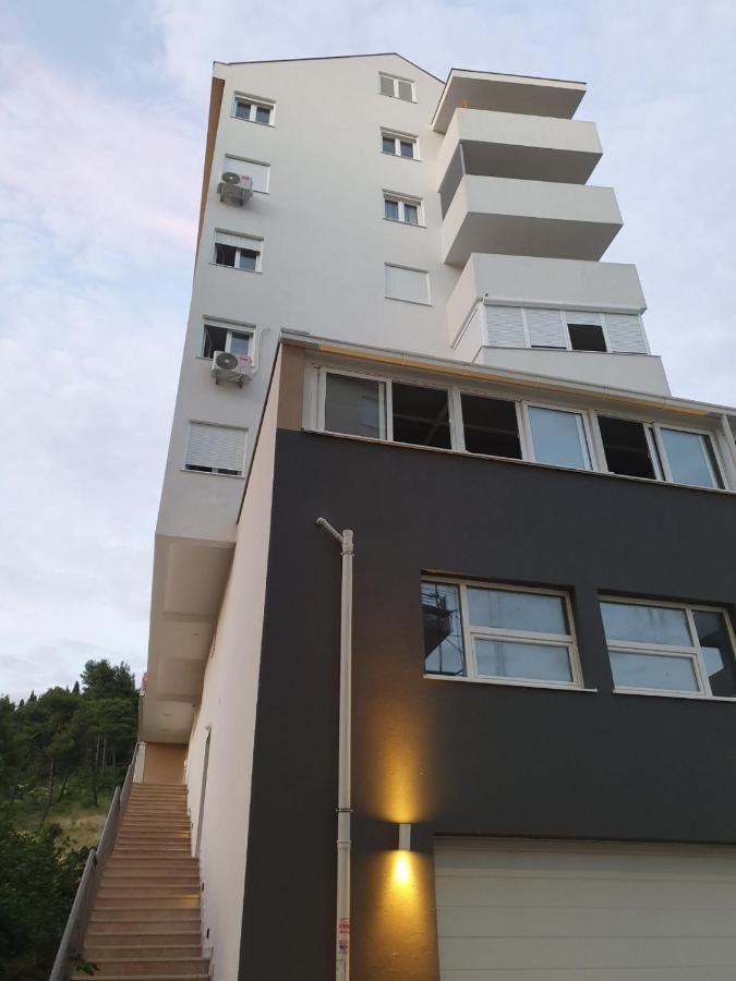Sunny Hill Suite Ljubovic بودغوريتْسا المظهر الخارجي الصورة
