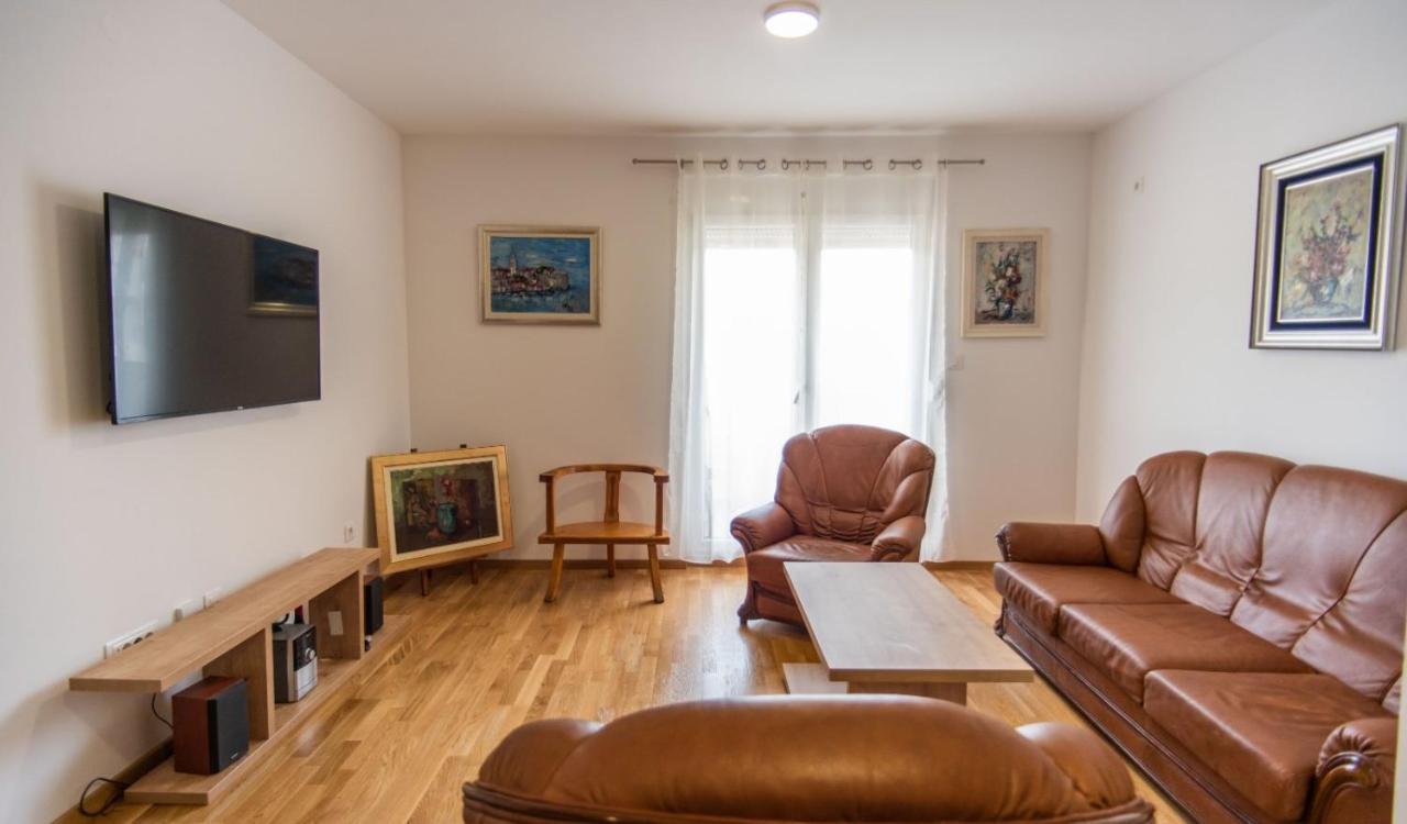 Sunny Hill Suite Ljubovic بودغوريتْسا المظهر الخارجي الصورة