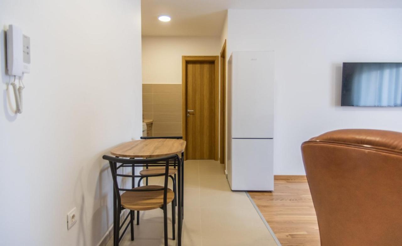 Sunny Hill Suite Ljubovic بودغوريتْسا المظهر الخارجي الصورة